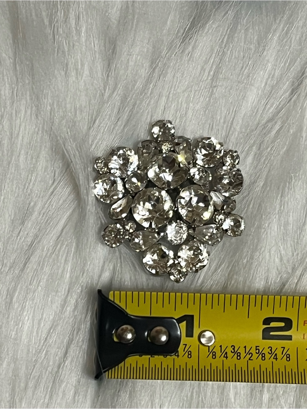 Weiss Rhinestone Brooch - Picture 9 of 9
